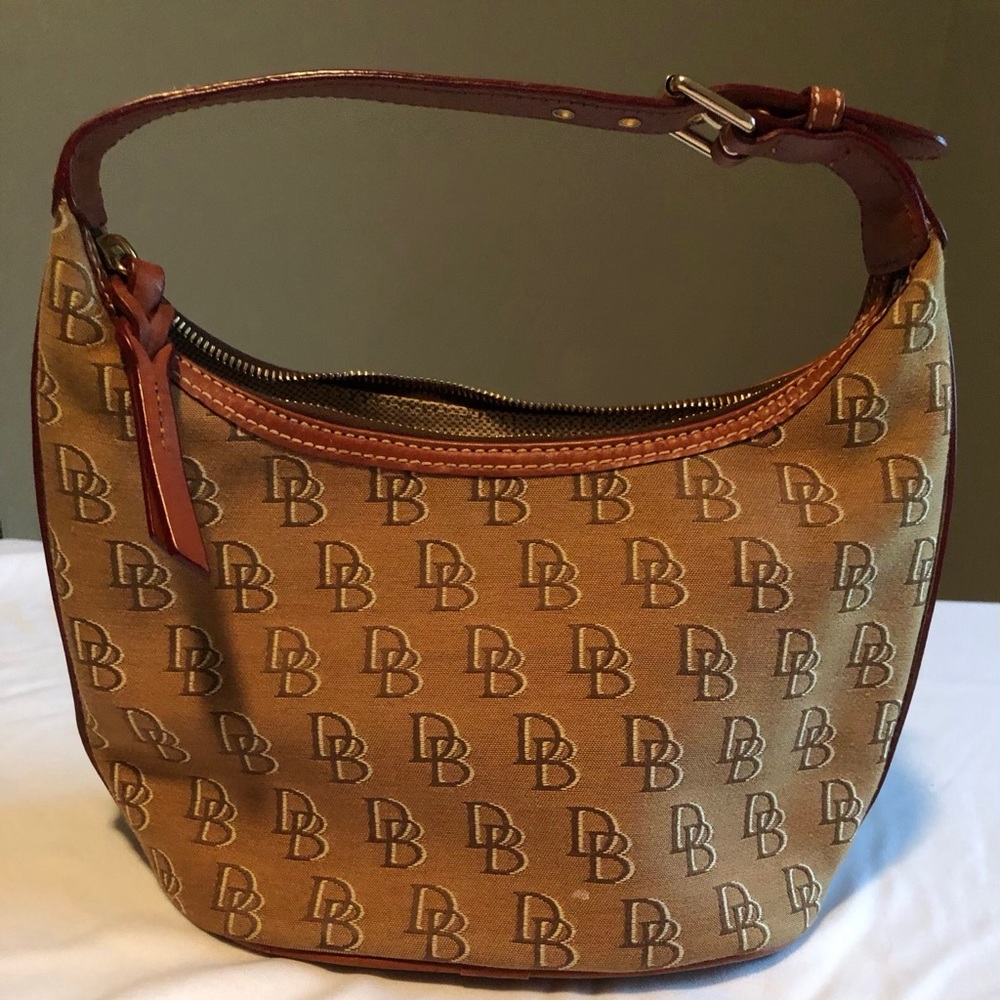 Dooney Bourke purse